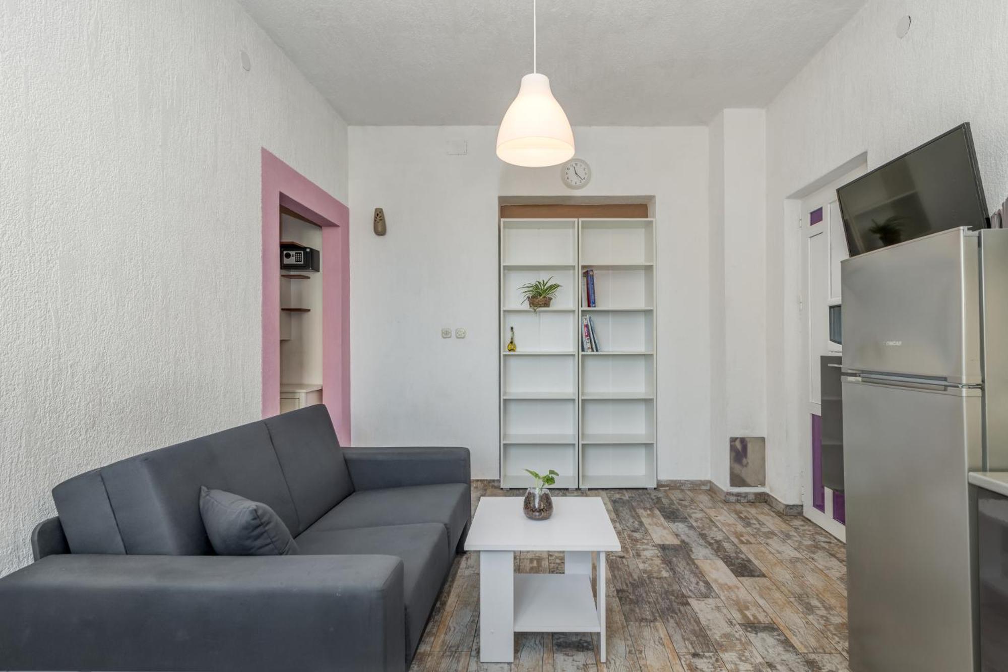 Deepwater House Apartment Slatine Ngoại thất bức ảnh